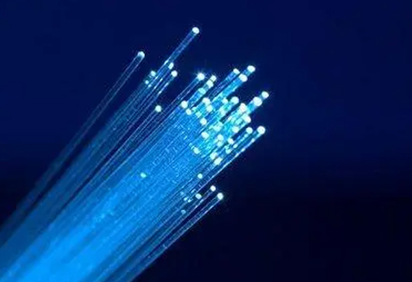 AT&T：到2023年將投資約480億美元，以擴大光纖互聯(lián)和5G無線服務(wù)
